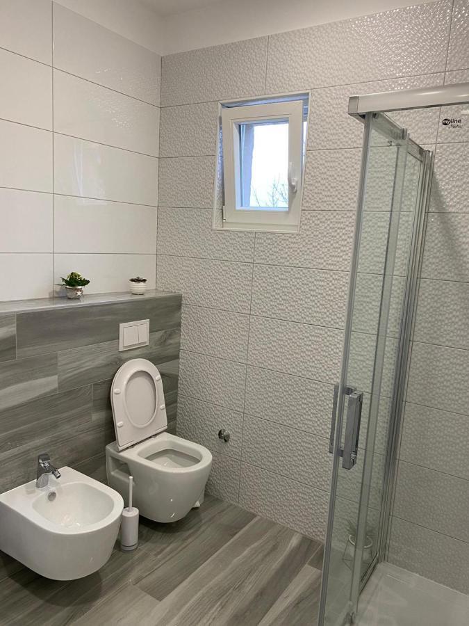 Apartment Viki Lozovac Extérieur photo