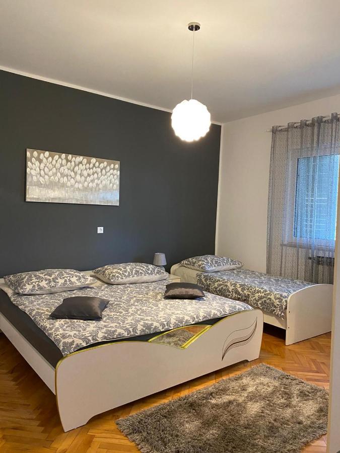 Apartment Viki Lozovac Extérieur photo