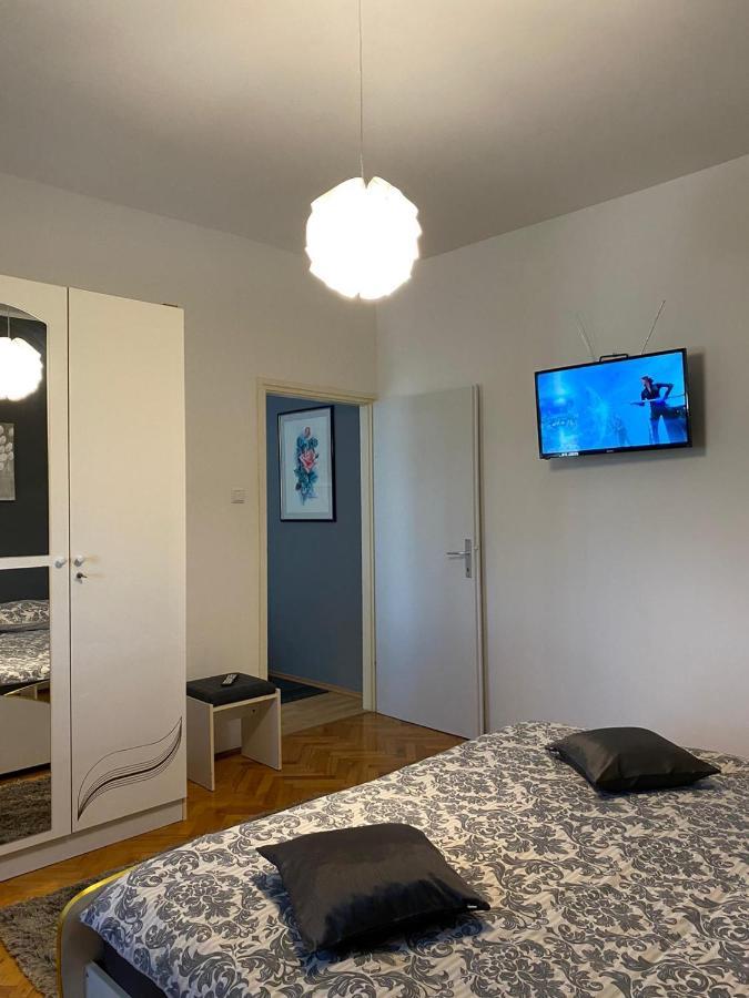 Apartment Viki Lozovac Extérieur photo